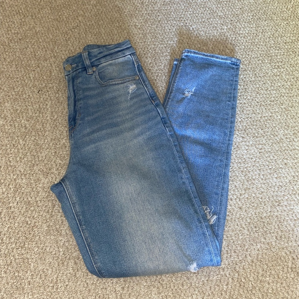 American Eagle Mom Jeans
